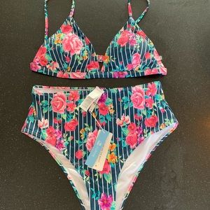 NWT cupshe bathing suit-size medium
